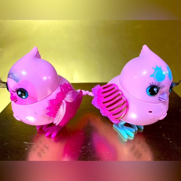 LITTLE LIVE PETS LIL’ BIRD PRINCESS POLLY & TIARA TWEETS THEY TWEET & MOVE HEADS - Picture 6 of 11
